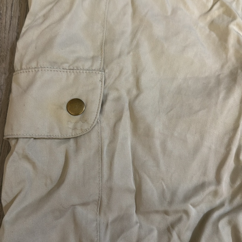 Banana Republic Cream Tencel Soft Cargo Pant, Size XL - Picture 4 of 5